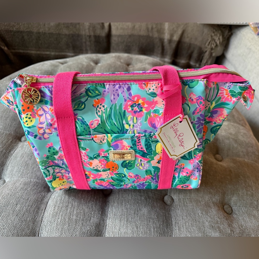 NWT Lilly Pulitzer Green Me and My Zesty Print Lunch Cooler